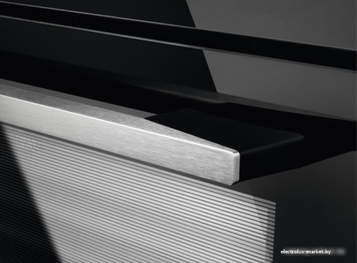 Электрический духовой шкаф Electrolux VKA9S21WX фото 4
