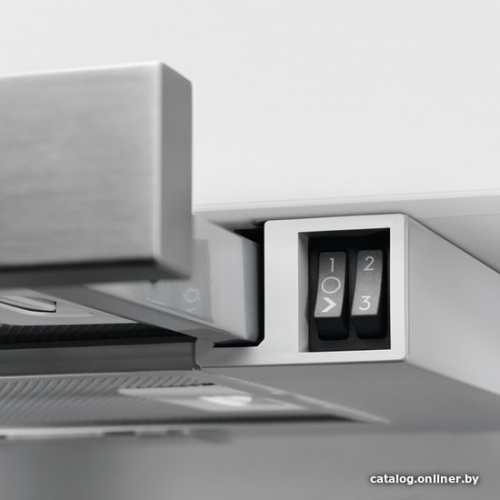 Кухонная вытяжка Electrolux LFP216S фото 4