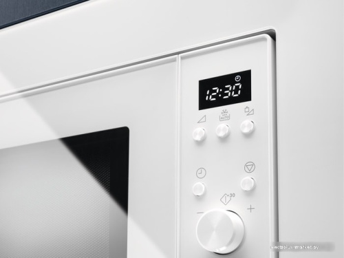 Микроволновая печь Electrolux LMS2173EMW фото 2