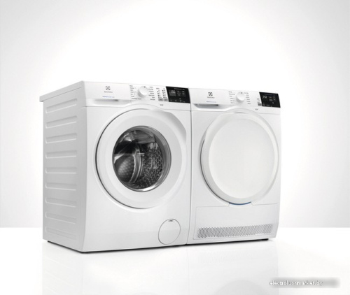 Стиральная машина Electrolux SensiCare 600 EW6FN428W фото 5