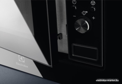 Микроволновая печь Electrolux LMS2203EMK фото 2