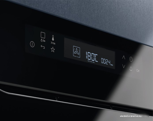 Электрический духовой шкаф Electrolux EOE7C31Z фото 2