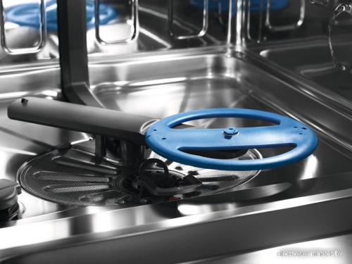 Встраиваемая посудомоечная машина Electrolux EES47320L фото 3